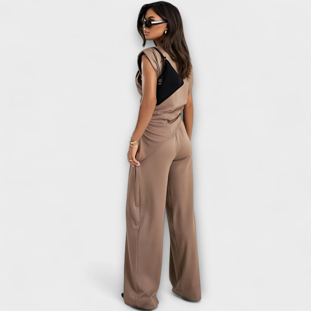 Michaela - Asymmetric set with dramatic shoulders