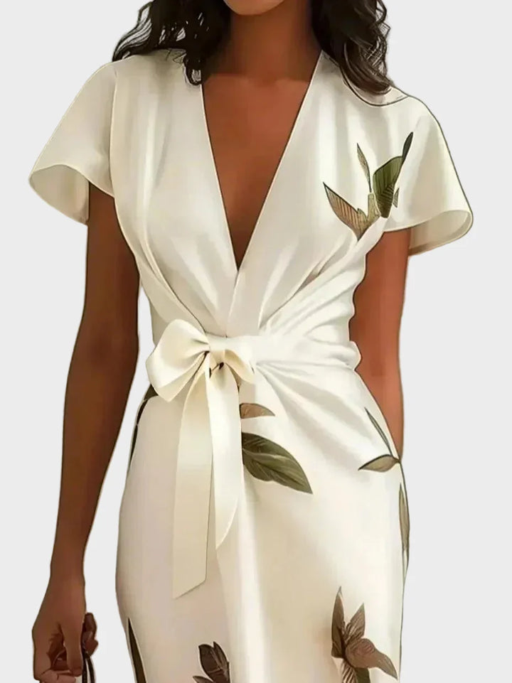 Valeria – Light, elegant dress