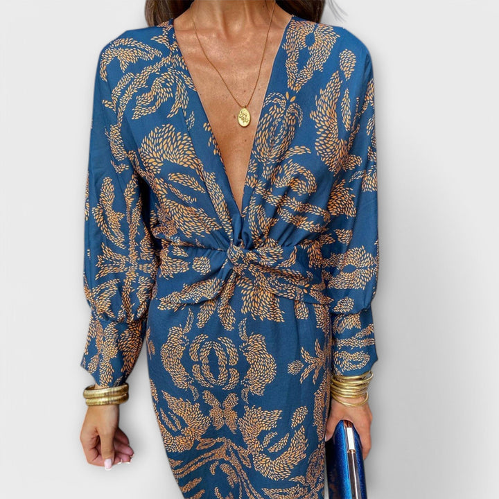 Milada - Elegant Dress with Long Sleeves