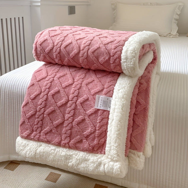 Sabina – Reversible Fleece Blanket