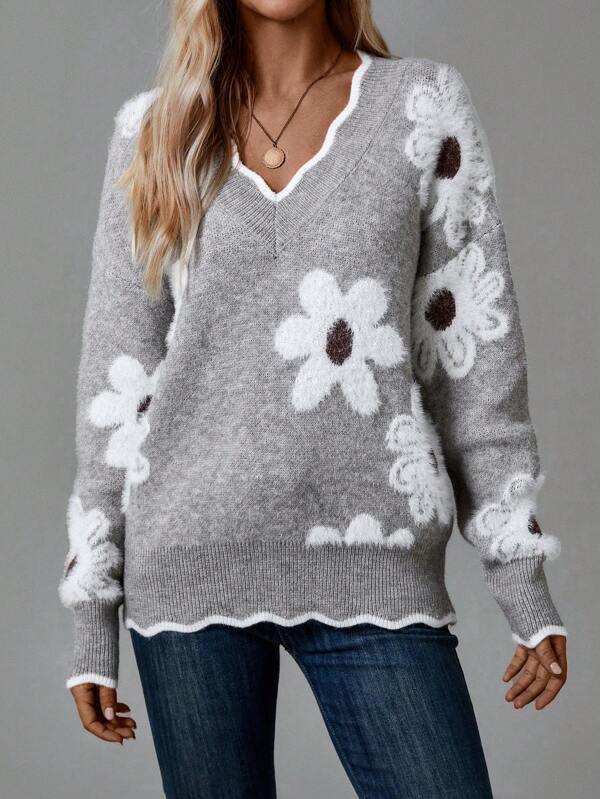 Belinha - Elegant blouse with a V-neck and a floral pattern