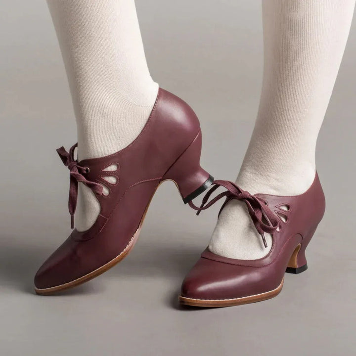 Bow Detail Pumps