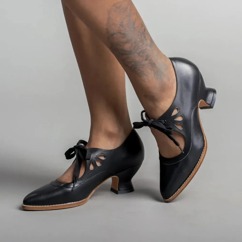 Bow Detail Pumps