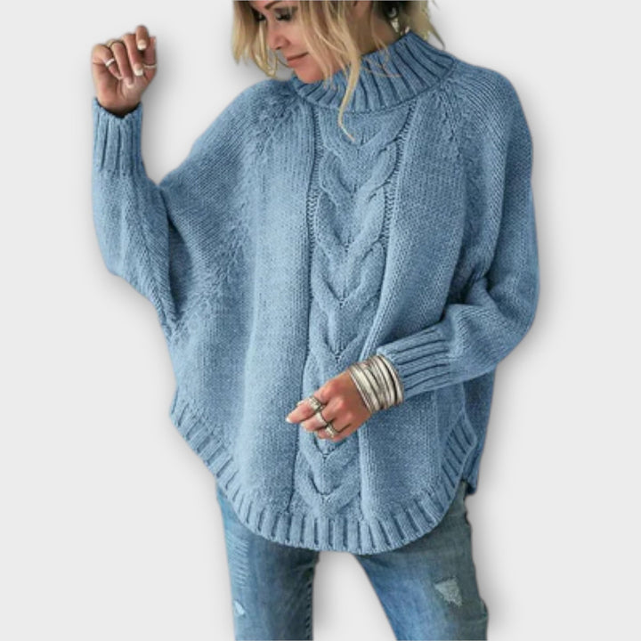 Elysian - Knitted sweater with a cable pattern