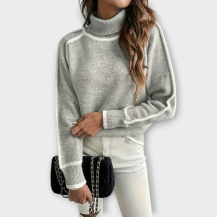 Aurora - Loose turtleneck