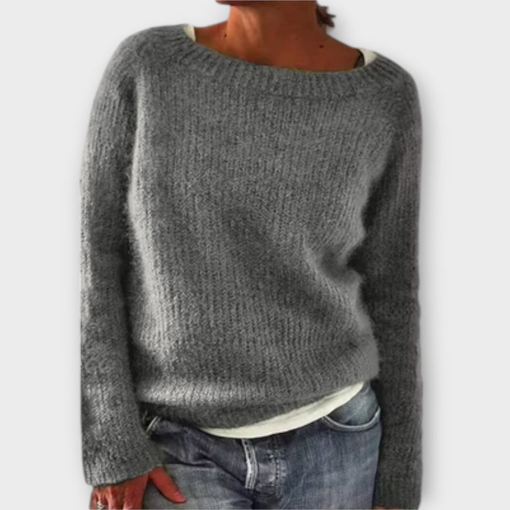 Regine – solid knitted sweater