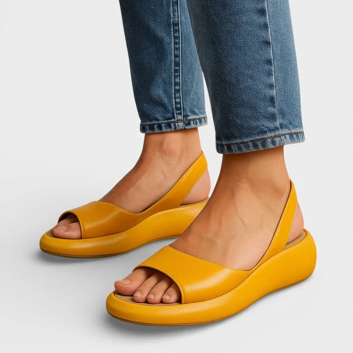 Thérèse Non-Slip Sandals