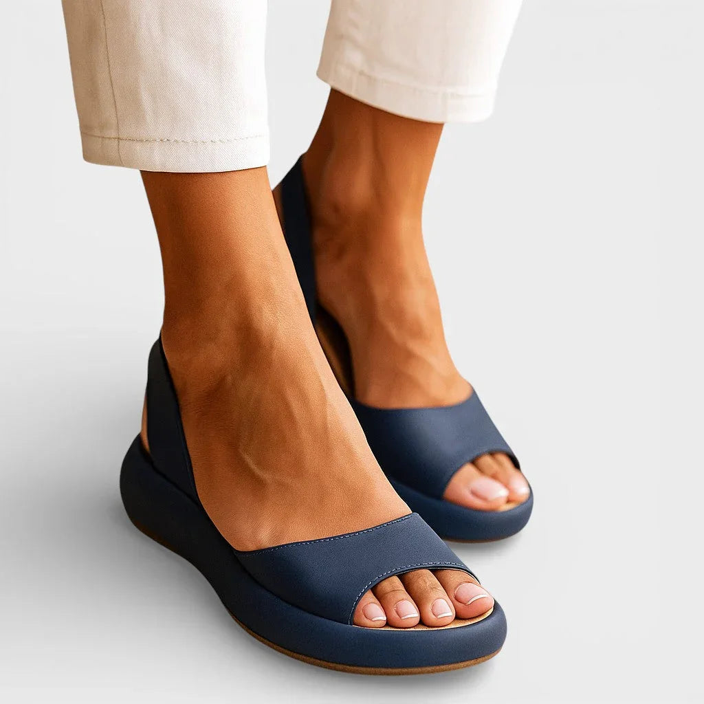 Thérèse Non-Slip Sandals