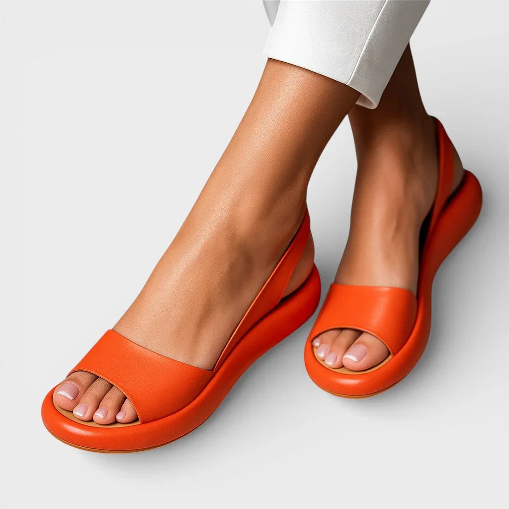 Thérèse Non-Slip Sandals