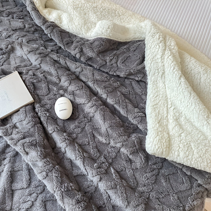 Sabina – Reversible Fleece Blanket