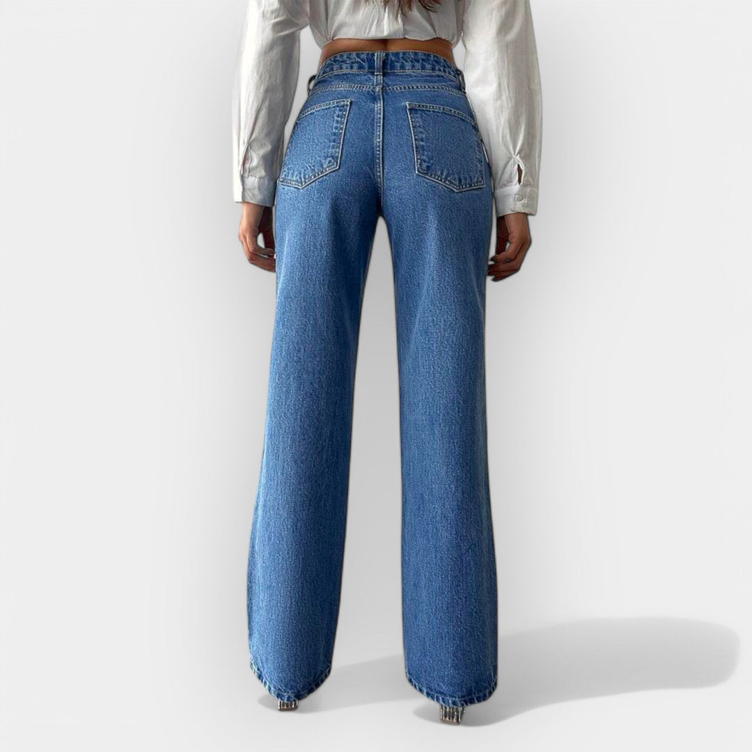 Mia - High jeans with a comfortable wide cut