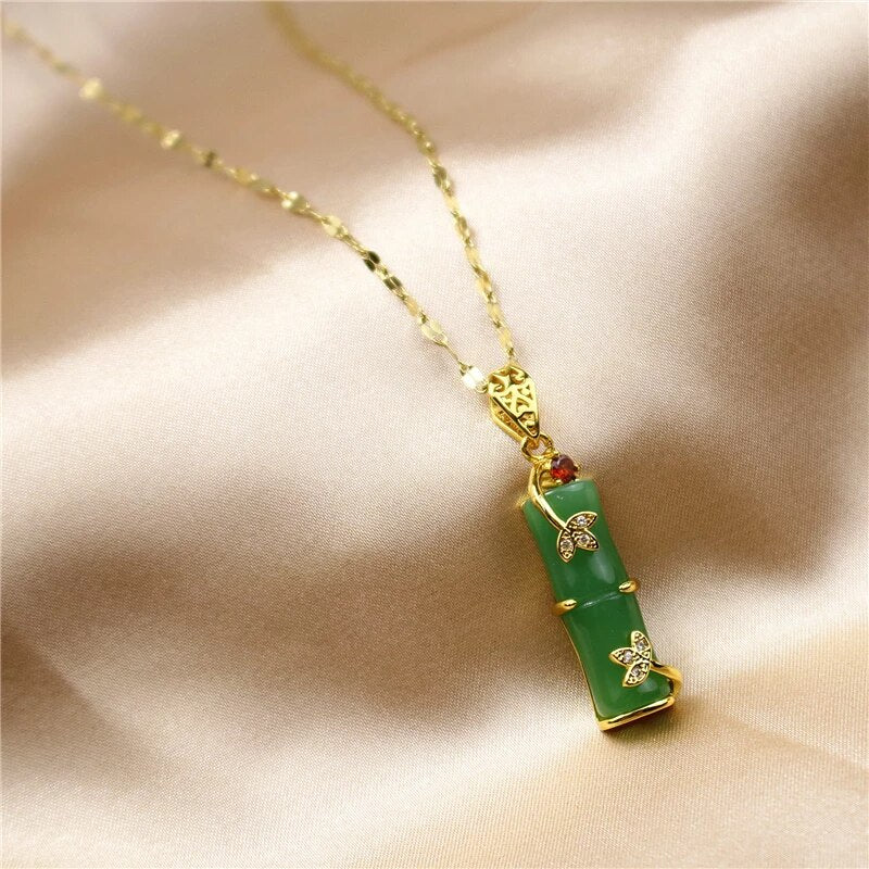 Necklace with jade amulet