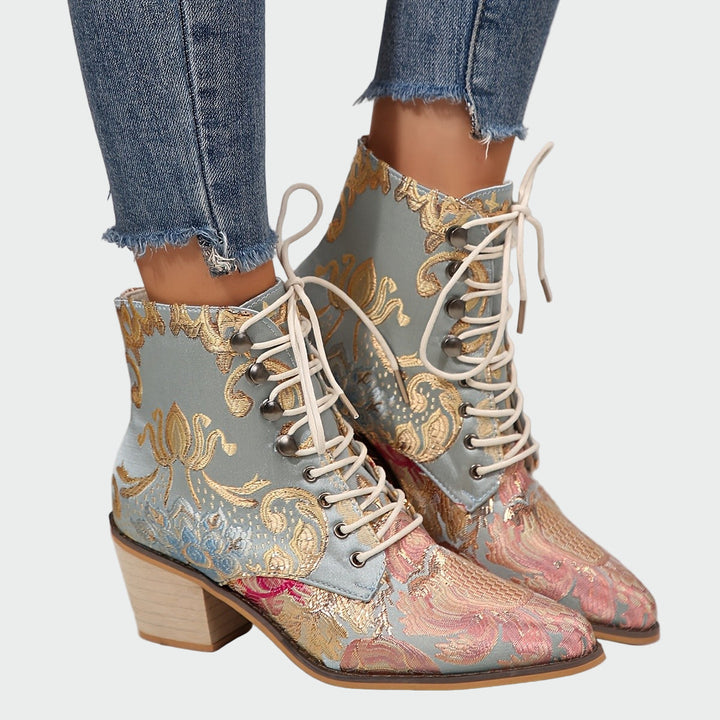 Meda - Leather shoes with flowers