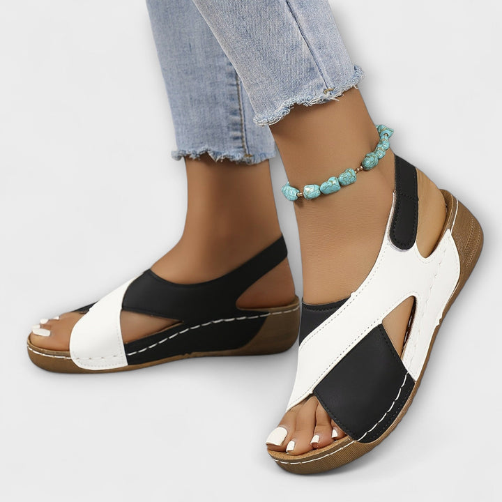 Women's orthopedic hiking sandals