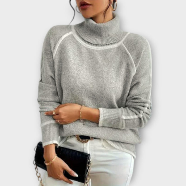 Aurora - Loose turtleneck