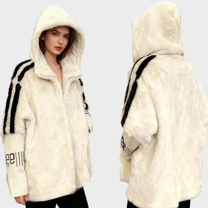 Karolína – Comfortable Coat with Hood