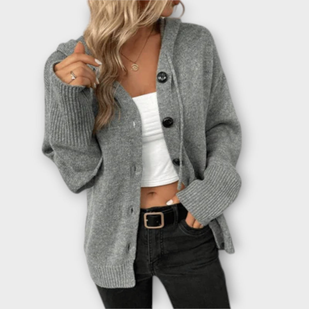 Brittan - Knitted sweater with buttons