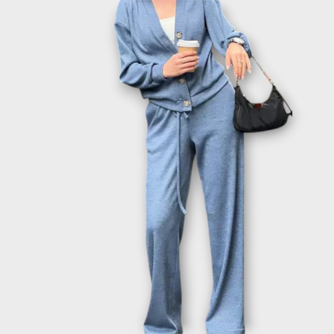 Chantal – Cardigan and pants set