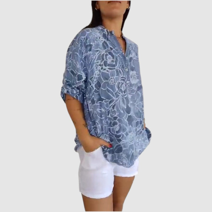 Jasmína - Blouse with a floral pattern