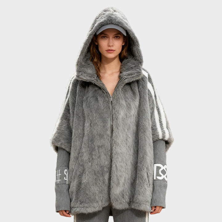 Karolína – Comfortable Coat with Hood