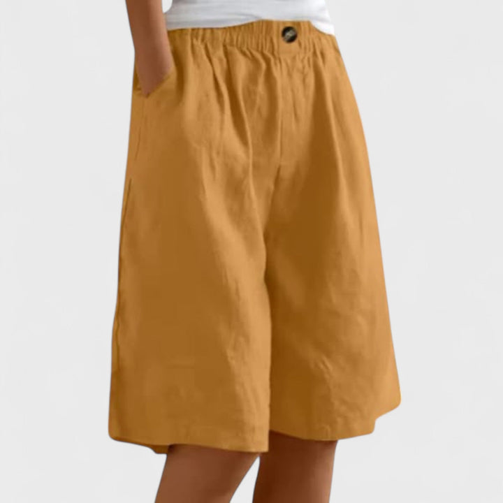 Šárka - Comfortable summer shorts
