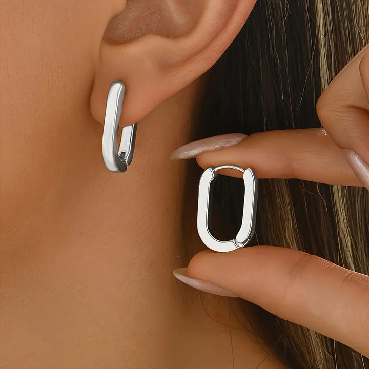 Aura Elegant Earrings