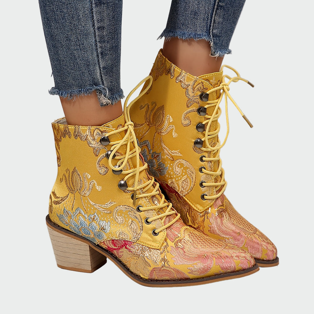 Meda - Leather shoes with flowers