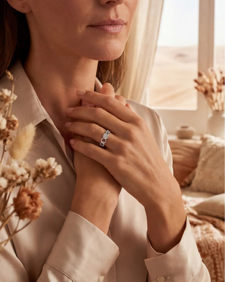 Dominique Modern Ring
