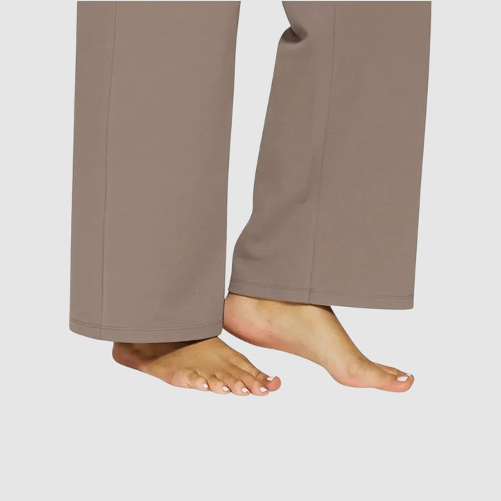 Iva - Comfortable sweatpants for every woman