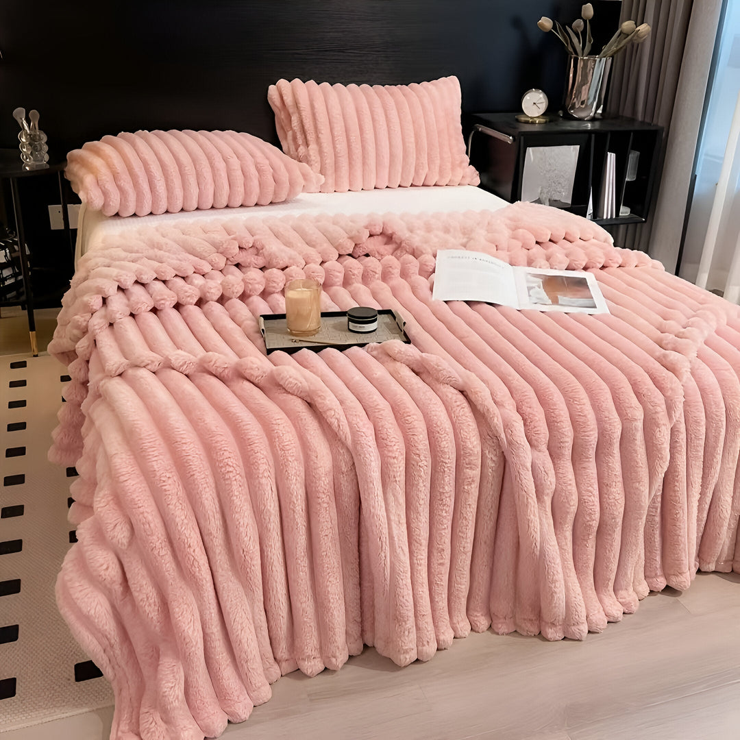 Wanda – Warm Fleece Blanket made of Flannel