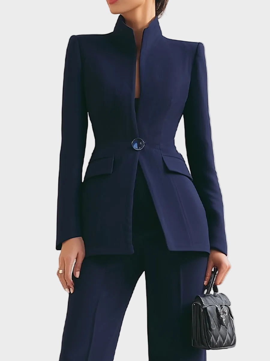 Solenne – an elegant set