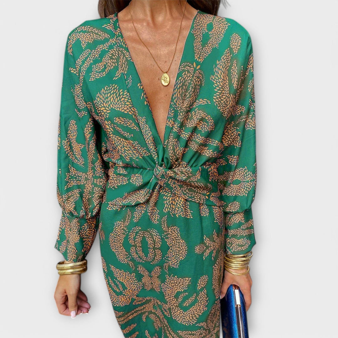 Milada - Elegant Dress with Long Sleeves