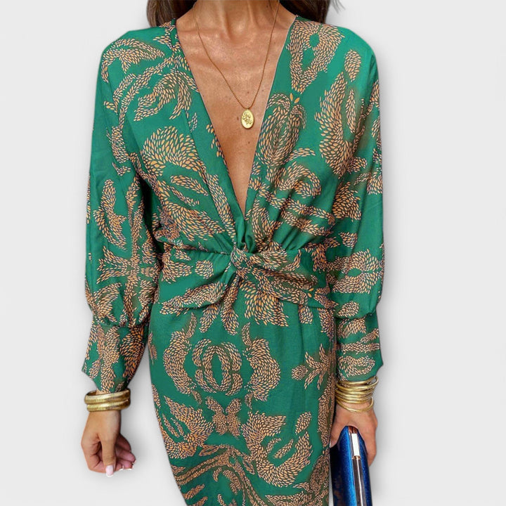 Milada - Elegant Dress with Long Sleeves