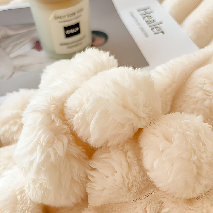 Wanda – Warm Fleece Blanket made of Flannel