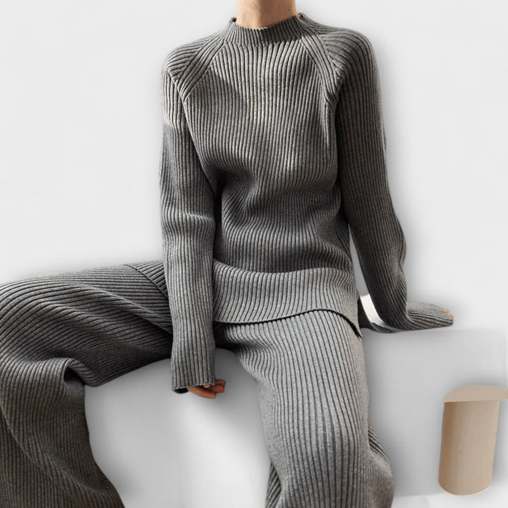 Albertina – Cosy 2-piece set in ribbed knit