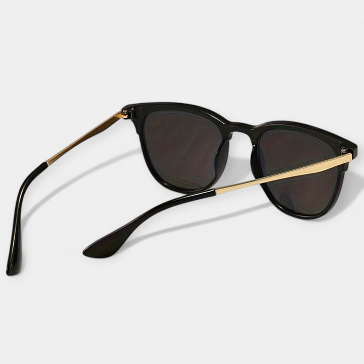 Round sunglasses