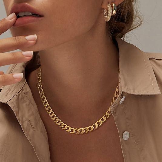 Léa Gold Necklace