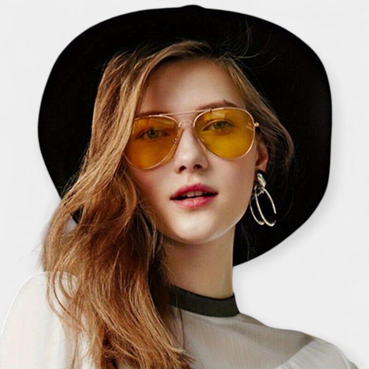 Retro glasses with mirror