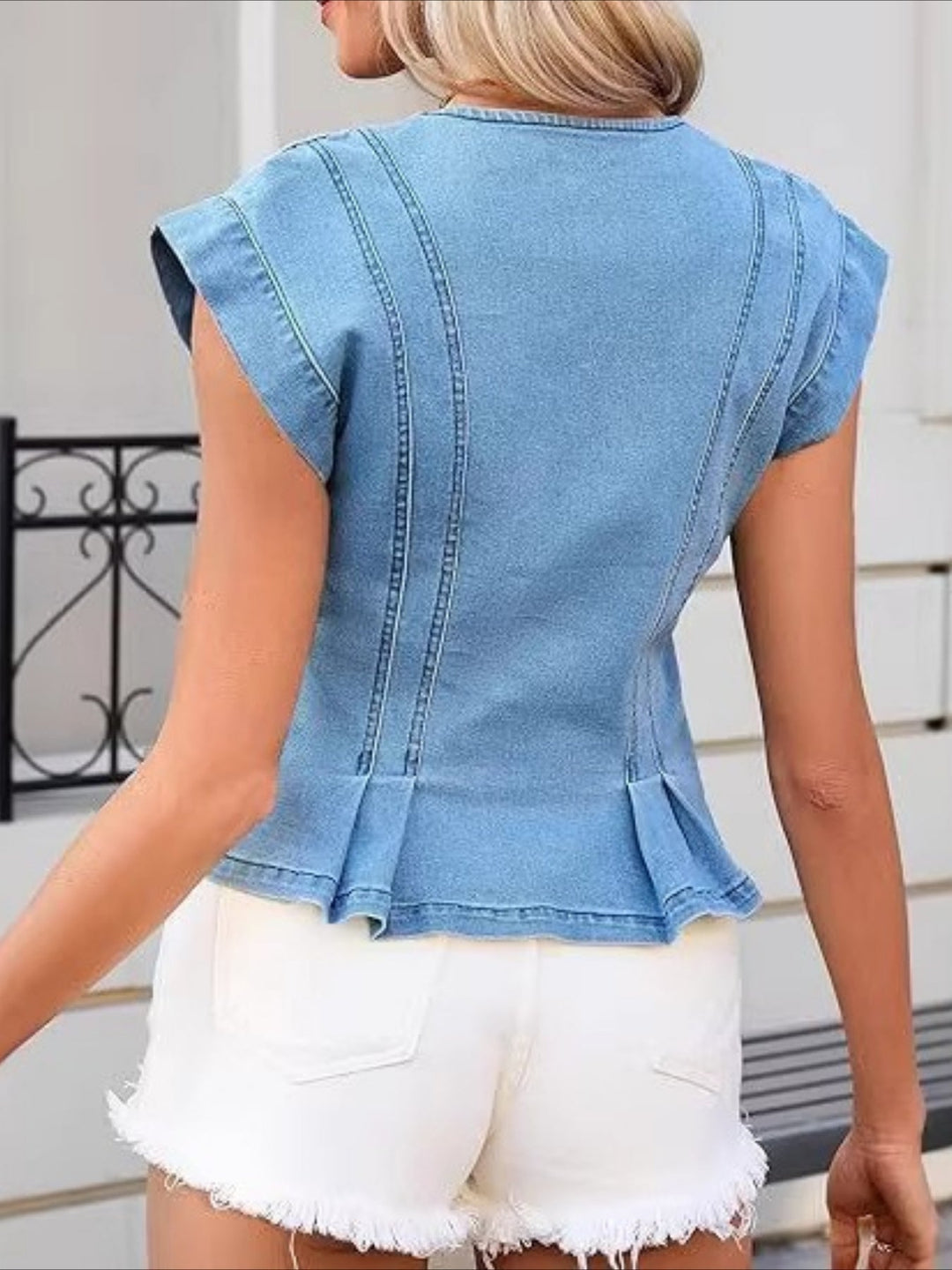 Virginia - V-Neck Denim Top