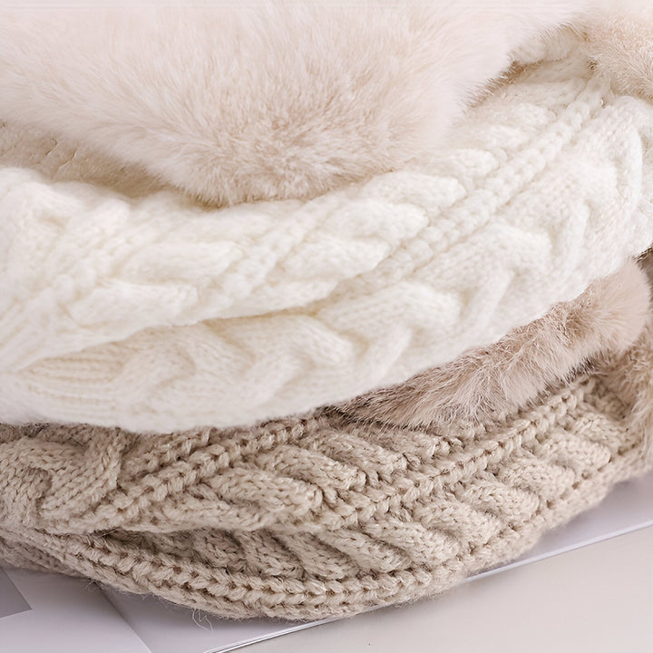Dagmara – Comfortable Fleece Hat with Earflaps