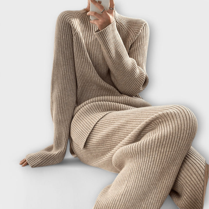 Albertina – Cosy 2-piece set in ribbed knit