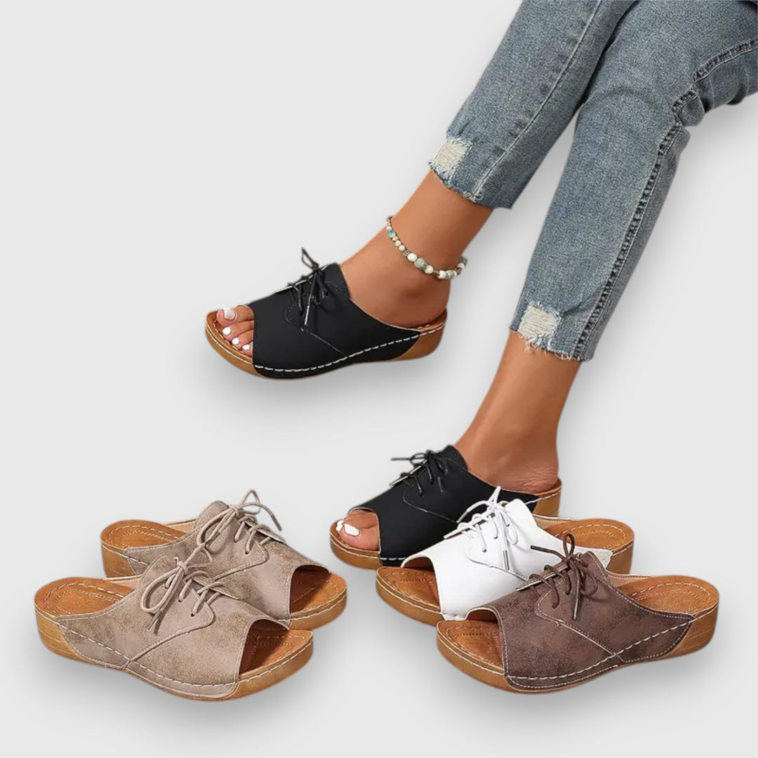 Saskia – Vintage style sandals