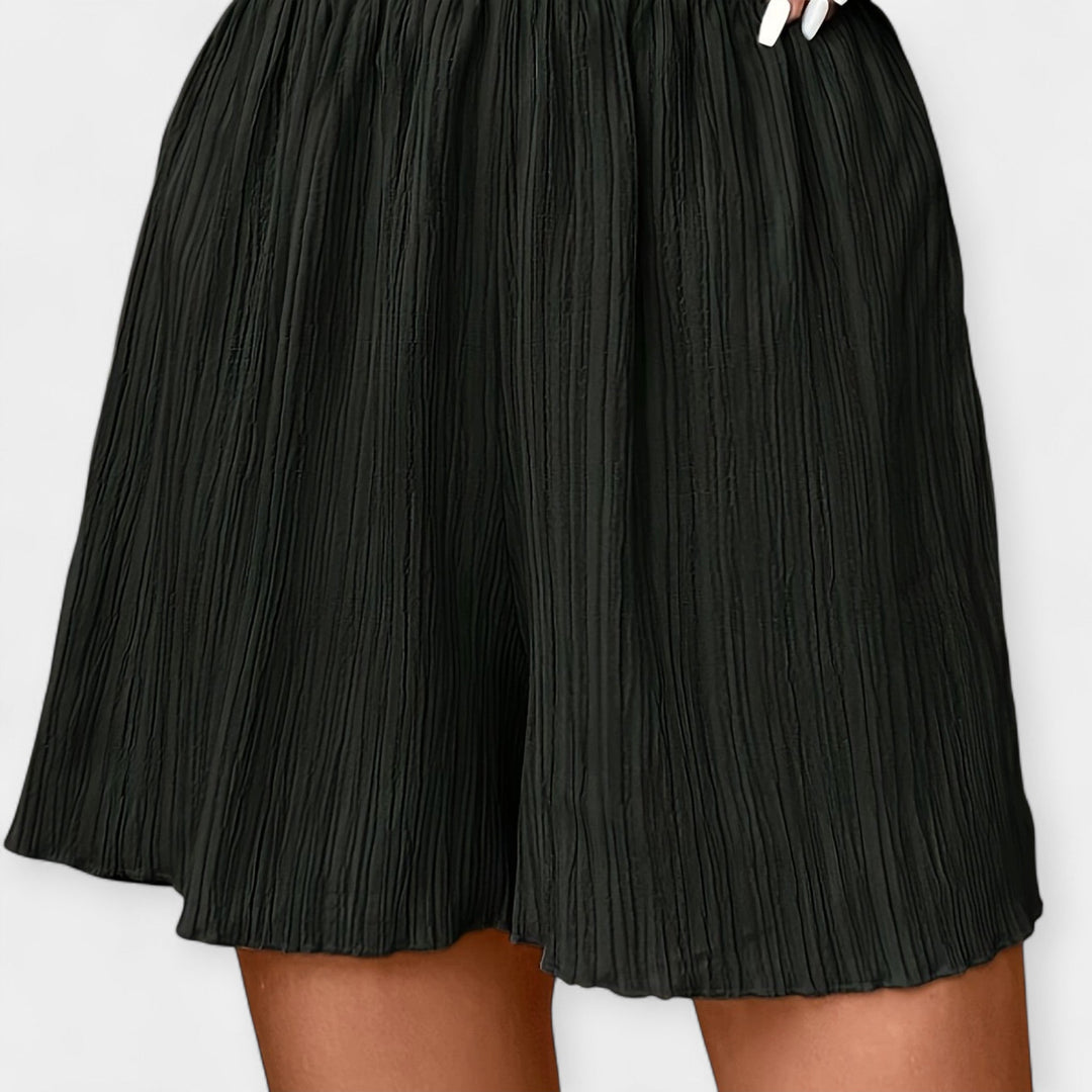 Nina - Stylish Shorts with Front Pleats