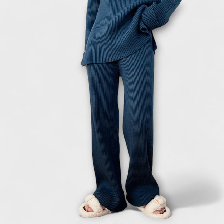 Albertina – Cosy 2-piece set in ribbed knit