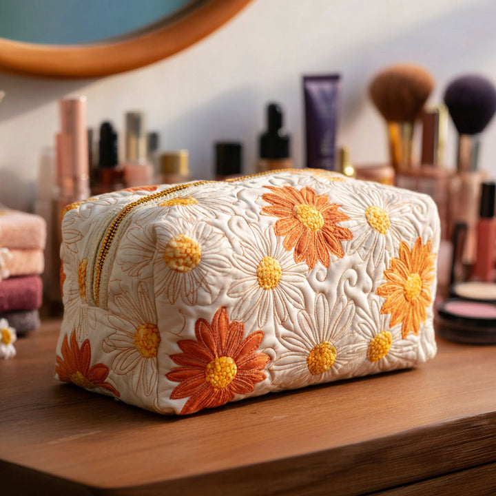 Daisy Charm Quilted Makeup Bag