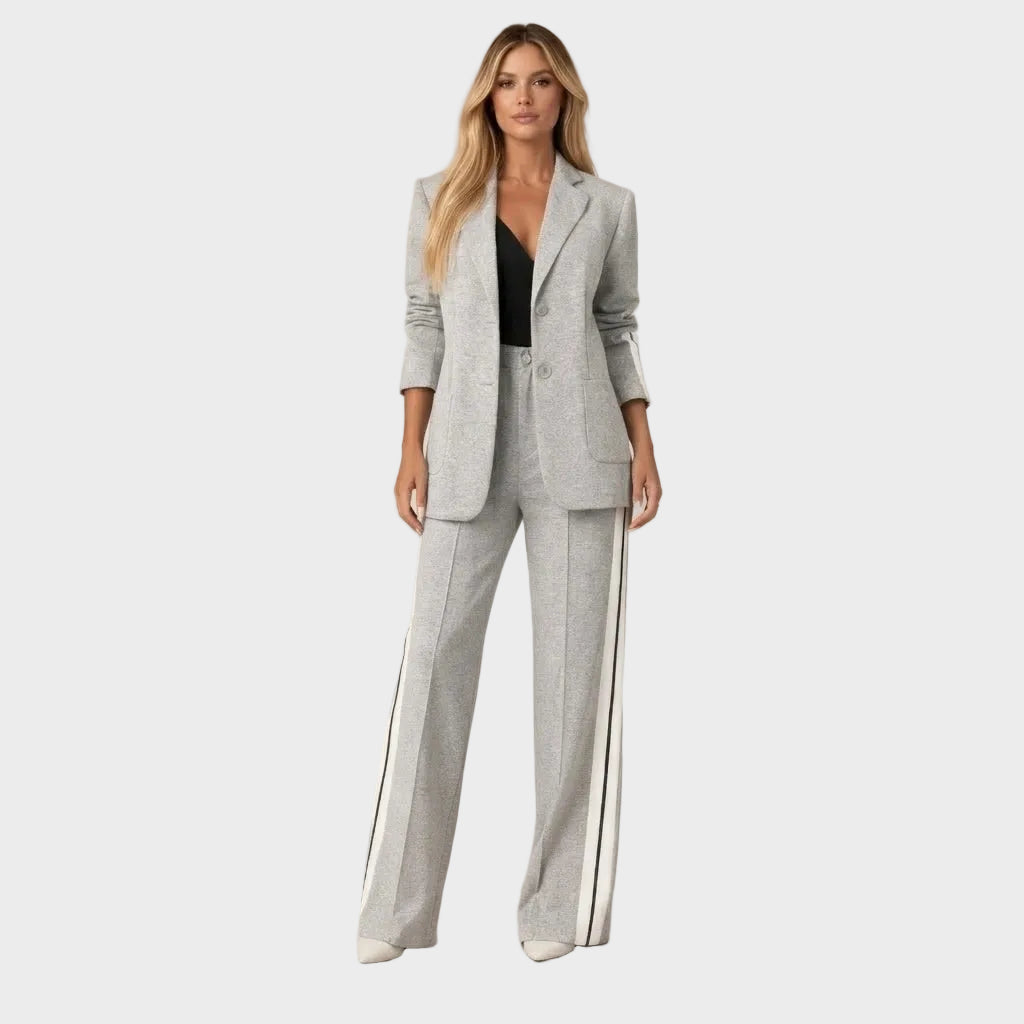 Ewa - Set with a fitted jacket