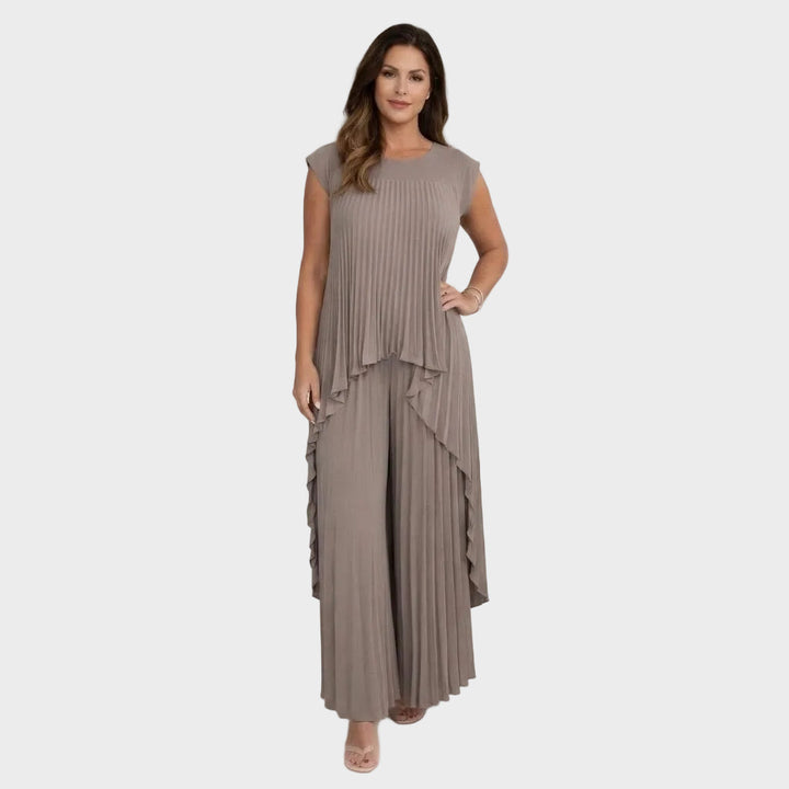 Halina - Pleated set