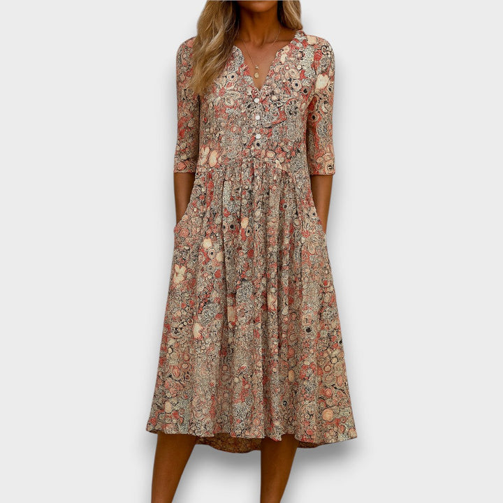 Harlowa - Dress with buttons