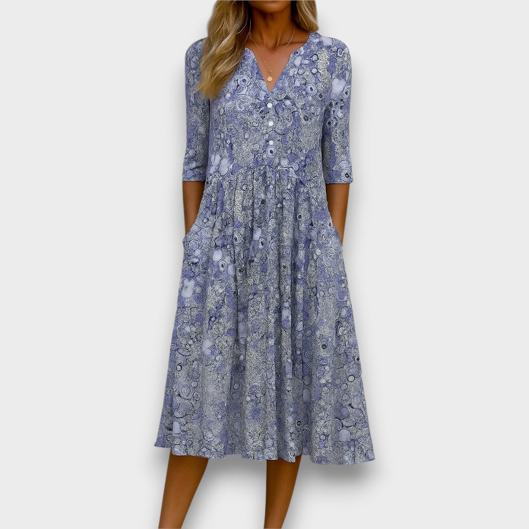 Harlowa - Dress with buttons