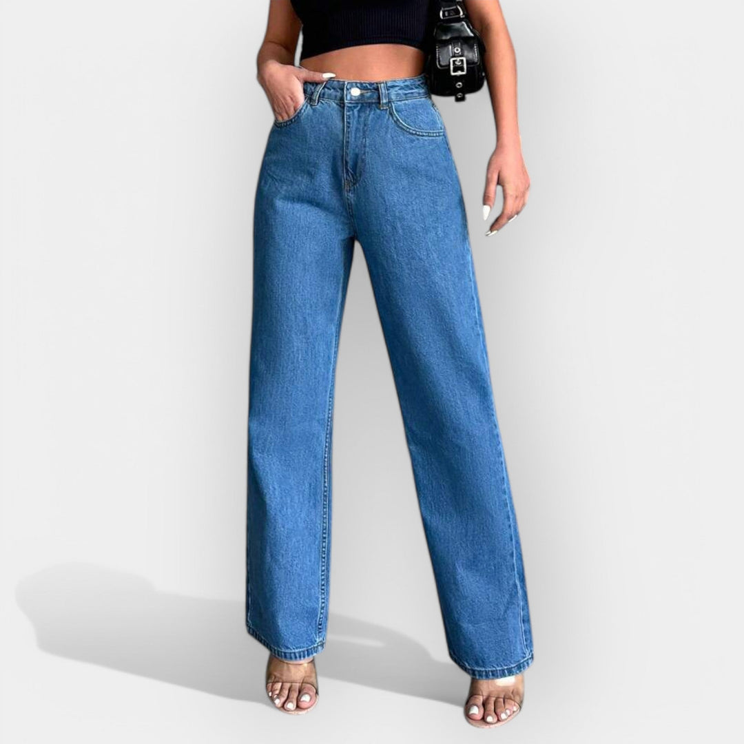 Mia - High jeans with a comfortable wide cut
